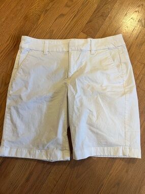 NWOT J crew Classic White Cotton short